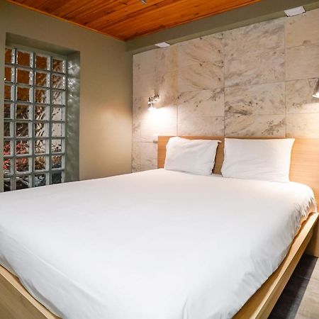 Cosmopolitan Chiado Apartment By Lovelystay Lisboa المظهر الخارجي الصورة