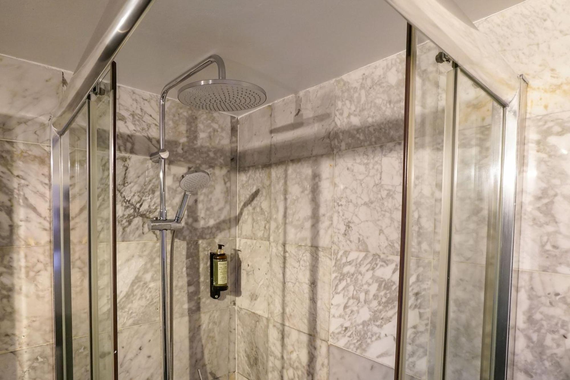 Cosmopolitan Chiado Apartment By Lovelystay Lisboa المظهر الخارجي الصورة